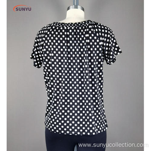 ladie's dot pattern print t-shirt